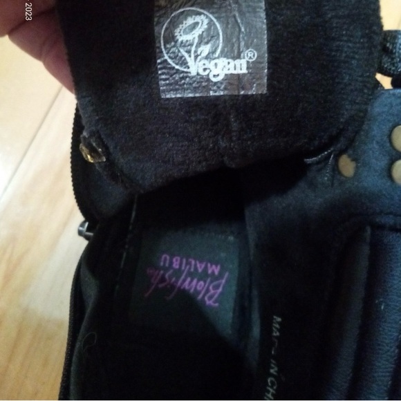 Blowfish Black Leather Moto Ankle Boots - Picture 10 of 10